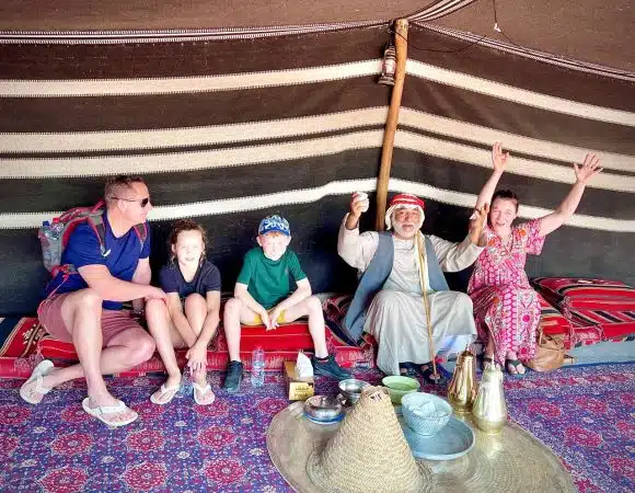 Dubai Old City Tour (Culture, History, Street food and Souks)